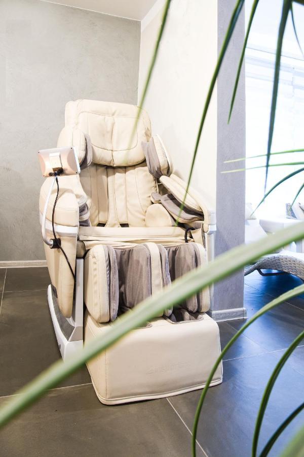 Apartmany A Wellness Vmal Skuteč Eksteriør billede
